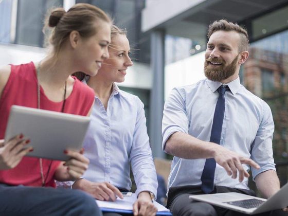 How Business Consultants Turn Challenges into Growth Opportunities