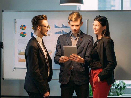 Choosing the Right Business Consultant for Your Organization